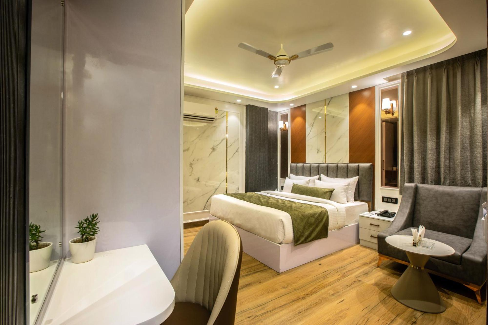 Hotel Prithvi Palace Near Spinal Hospital
