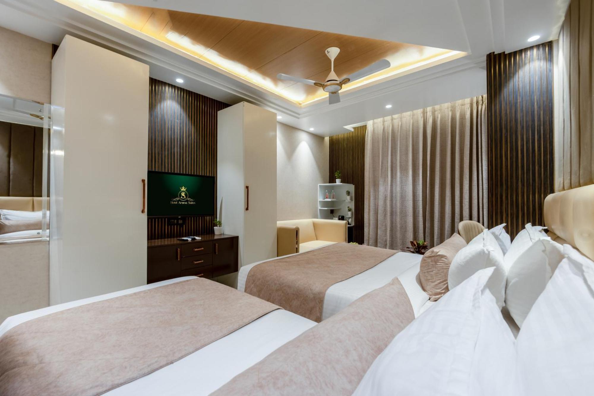 Prithvi Palace Near Spinal Hospital Hotel New Delhi