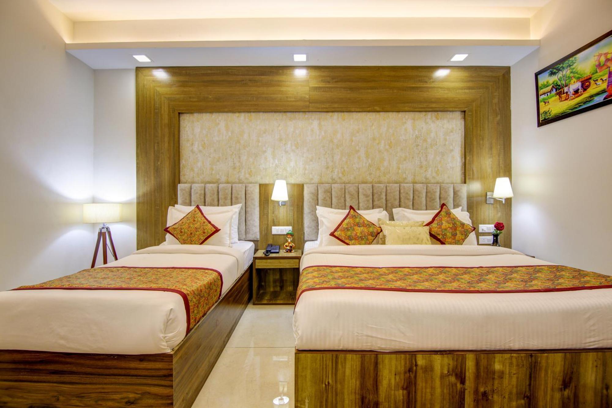 Prithvi Palace Near Spinal Hospital Hotel 4*
