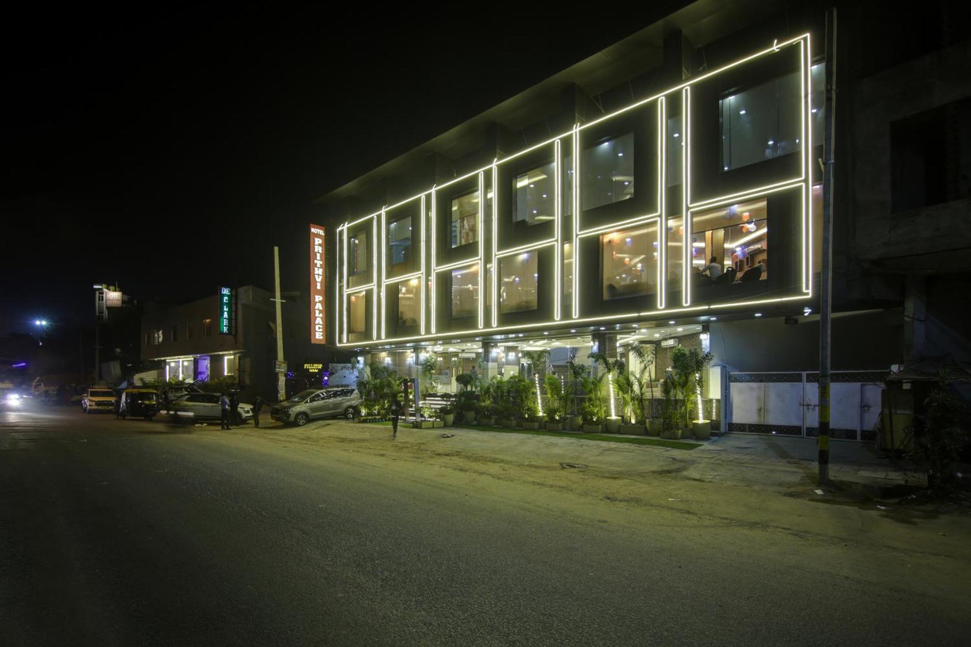 Prithvi Palace Near Spinal Hospital 4*